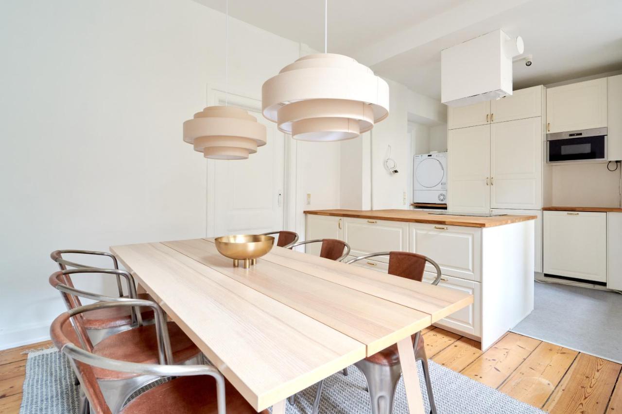 Apartament Bright In The Old Town Of