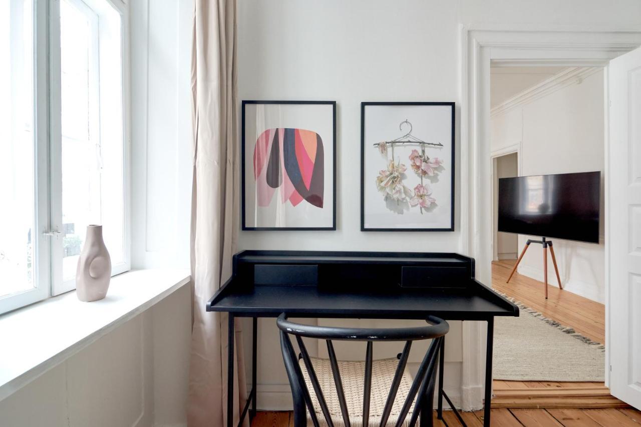 Apartament Bright In The Old Town Of *